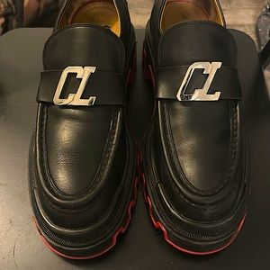 CHRISTIAN LOUBOUTIN CL MOC DUNE
